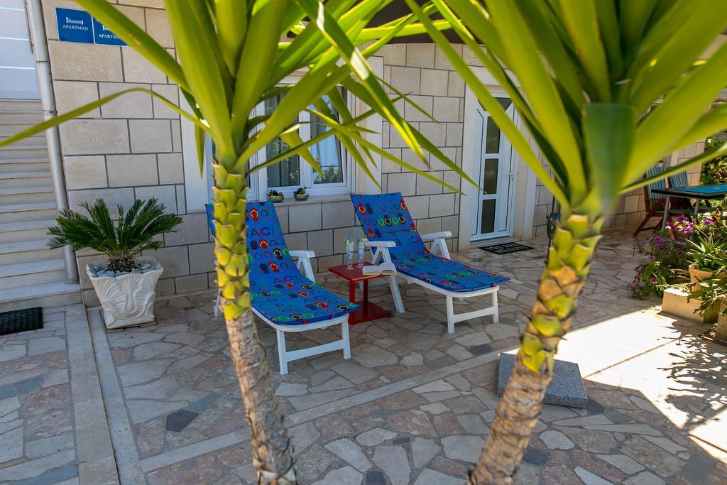 Apartments And Studio Giovanni 1 Trogir Exterior photo