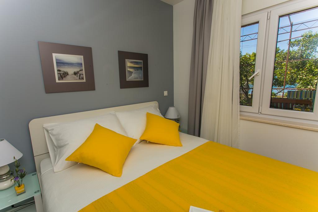 Apartments And Studio Giovanni 1 Trogir Exterior photo