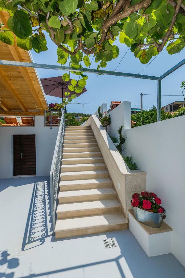 Apartments And Studio Giovanni 1 Trogir Exterior photo