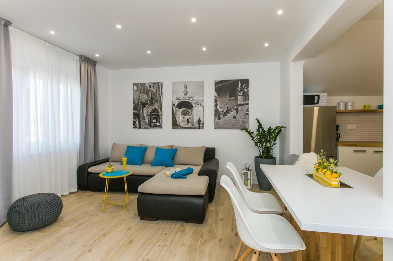 Apartments And Studio Giovanni 1 Trogir Exterior photo