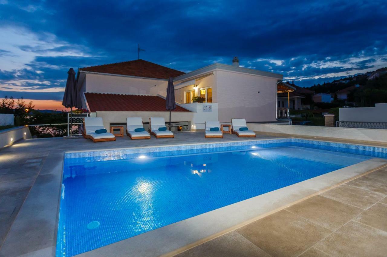 Apartments And Studio Giovanni 1 Trogir Exterior photo